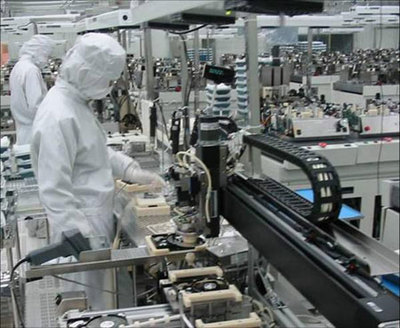 長城硬盤凈化間生產(chǎn)照片